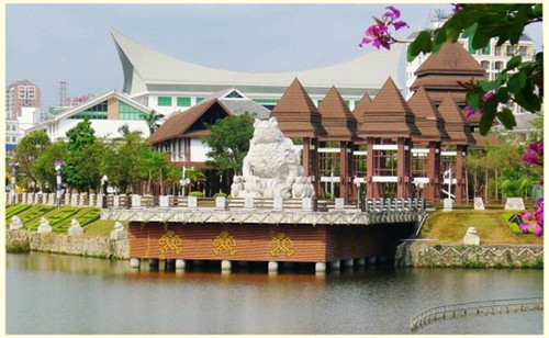 加盟乐逛火锅烧烤食材超市在襄汾县大概投资多少钱，在襄汾县加盟新奇独特店投资前景有哪些